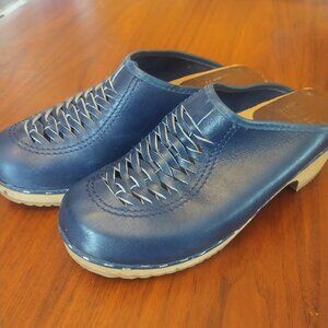 Gorgeous blue Classic Mia Braided Clogs 40